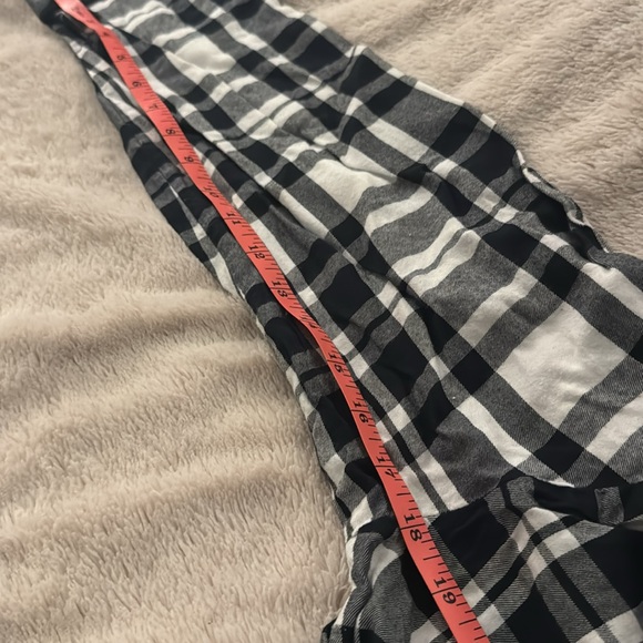 Victoria’s Secret pajama set - Picture 5 of 8